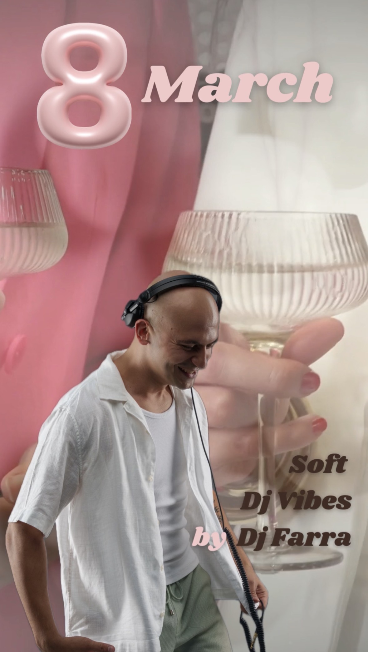 Изображение на странице about 4