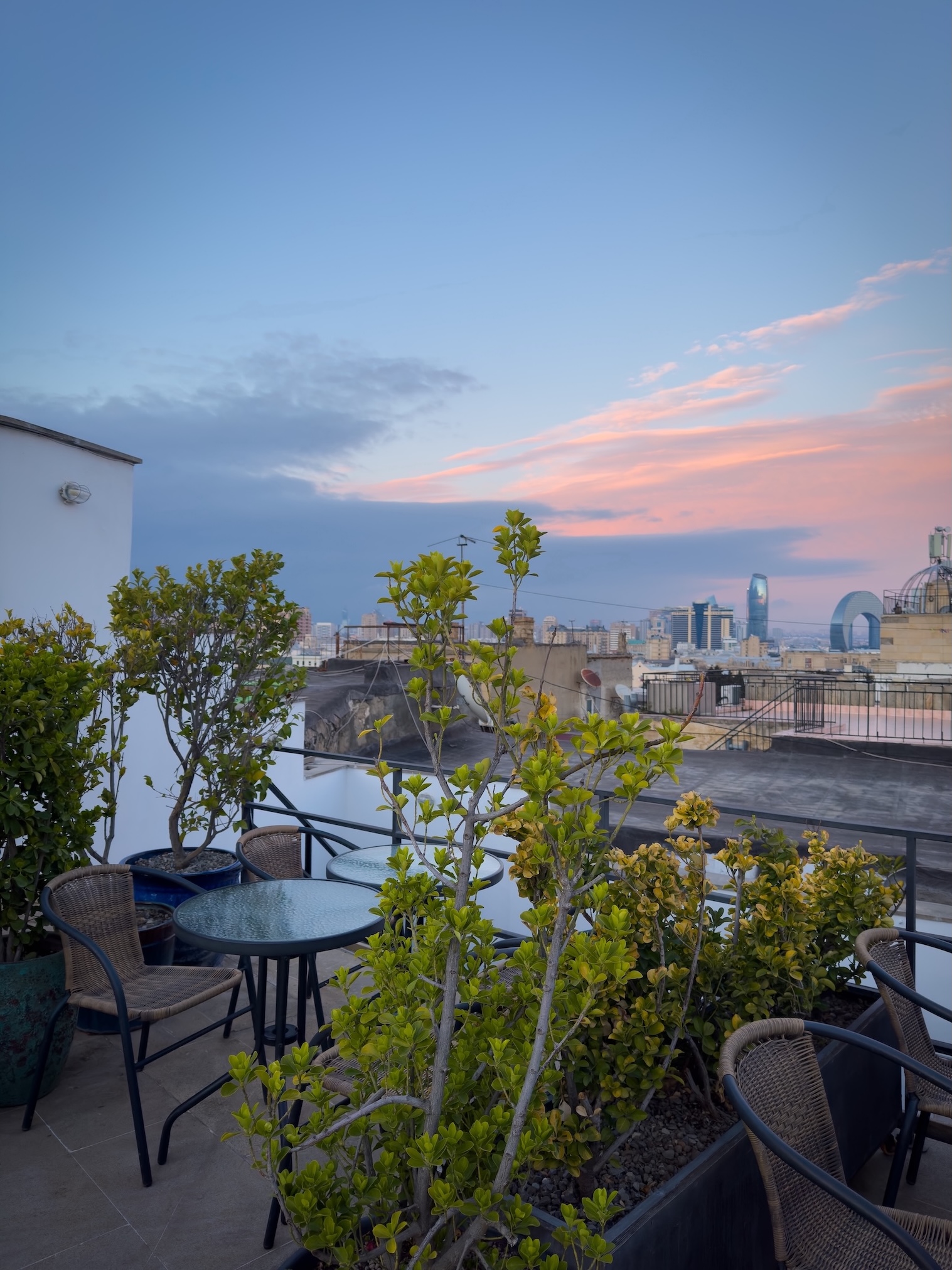 Изображение на странице about 1